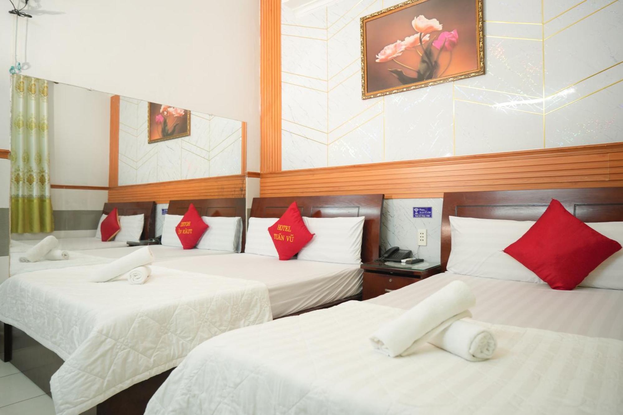 Hotel Khach San Tuan Vu Ho Chi Minh Zewnętrze zdjęcie