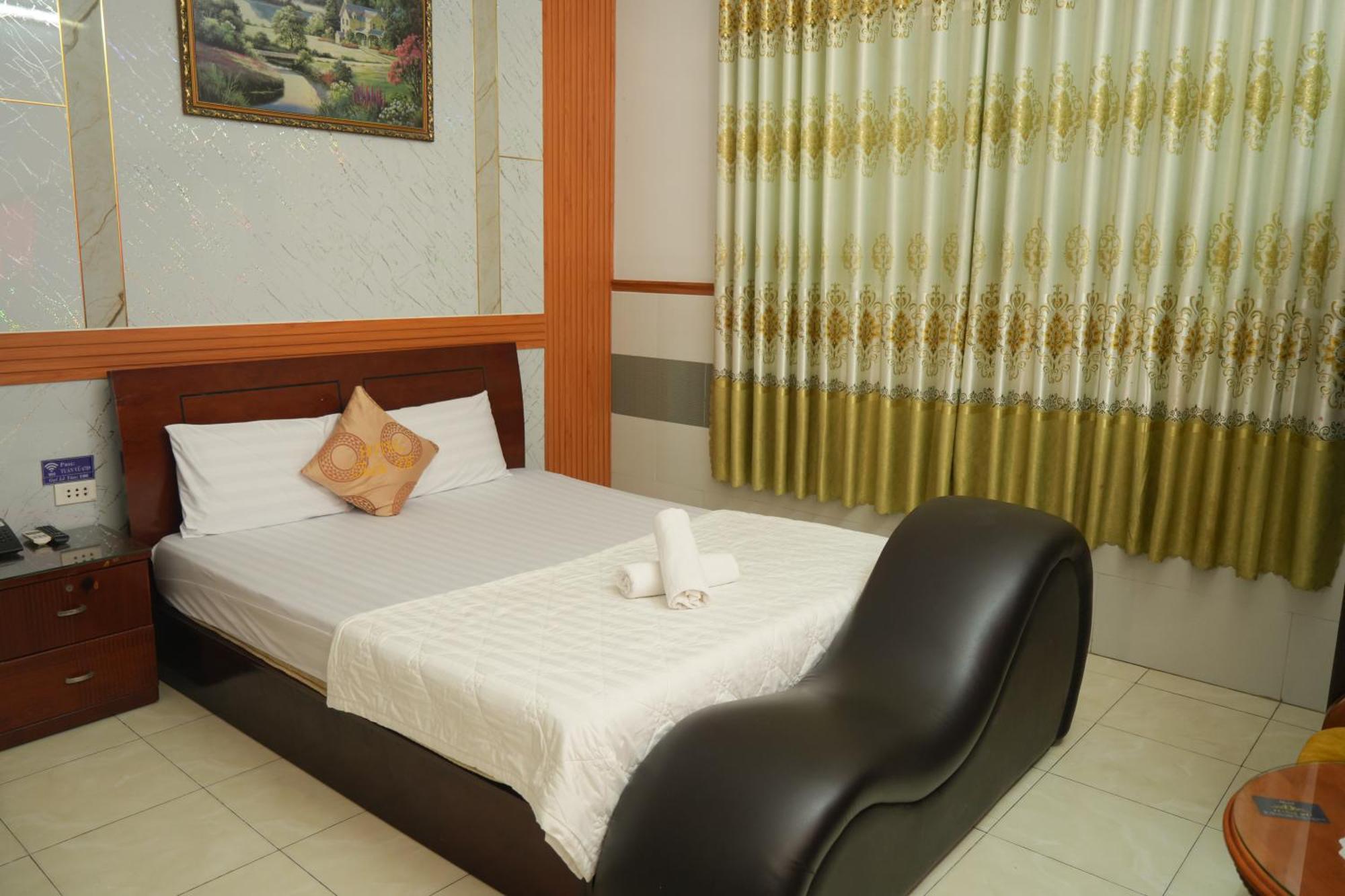 Hotel Khach San Tuan Vu Ho Chi Minh Zewnętrze zdjęcie